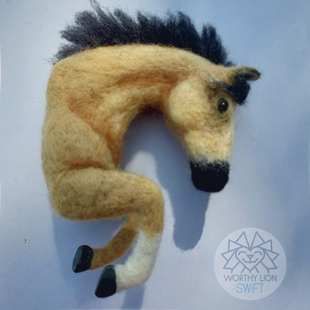 Horse: 303b | Jumping | Portrait